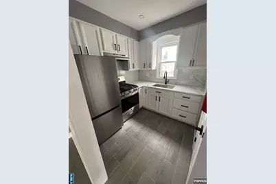 34 Park Row 2 #2, Wallington, NJ 07057 - Photo 1