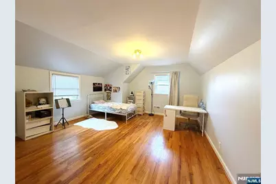 34-02 Lenox Drive, Fair Lawn, NJ 07410 - Photo 13