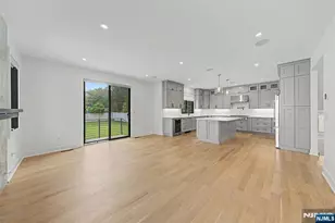 67 Westervelt Pl, Cresskill, NJ 07626 - Photo 11