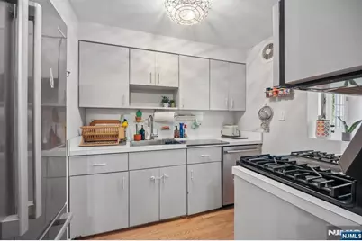 59 Delmar Avenue, Cresskill, NJ 07626 - Photo 9