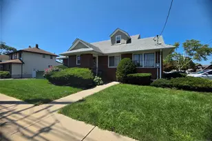 355 Rochelle Ave, Rochelle Park Township, NJ 07662 - Photo 1