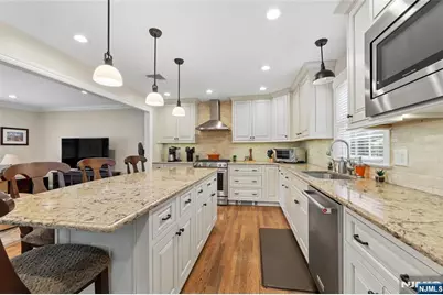 53 Van Blarcom Lane, Wyckoff Township, NJ 07481 - Photo 7