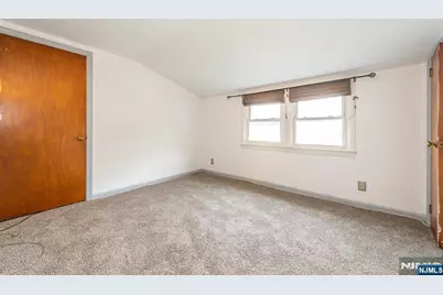 222 Union Avenue 2nd For #2nd For, Wood Ridge, NJ 07075 - Photo 5