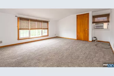 222 Union Avenue 2nd For #2nd For, Wood Ridge, NJ 07075 - Photo 3