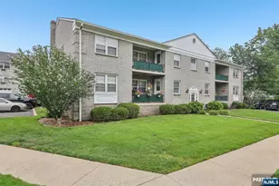 135-167 S Maple Ave 137 D, Ridgewood, NJ 07450 - Photo 1