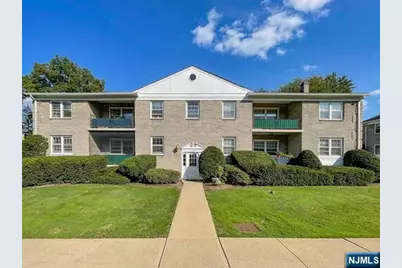 135-167 S Maple Avenue 143 B #143 B, Ridgewood, NJ 07450 - Photo 1
