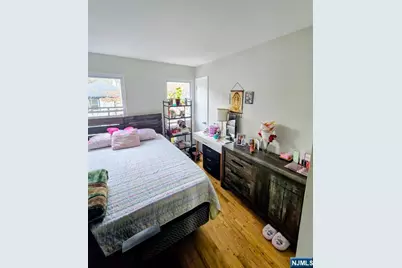 275 Grand Avenue, Leonia, NJ 07605 - Photo 5