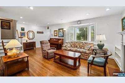 25 Lake Drive, Wayne, NJ 07470 - Photo 7