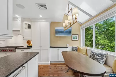 25 Daniel Court, Ridgewood, NJ 07450 - Photo 11