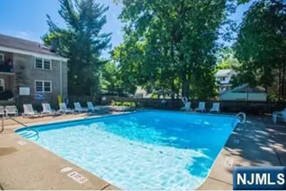 135-167 S Maple Avenue 137 H #137 H, Ridgewood, NJ 07450 - Photo 5