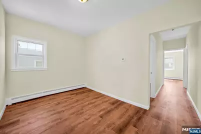 89 Westminster Place 2 #2, Garfield, NJ 07026 - Photo 7