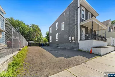 62 Welland Avenue, Irvington, NJ 07111 - Photo 23