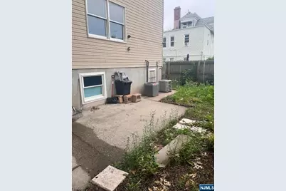 12-14 Cliff Hill Place, Newark, NJ 07106 - Photo 33