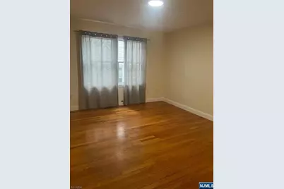 12-14 Cliff Hill Place, Newark, NJ 07106 - Photo 9
