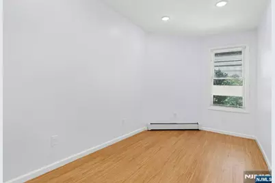 344 Danforth Avenue Unit 1 #Unit 1, Jersey City, NJ 07305 - Photo 9