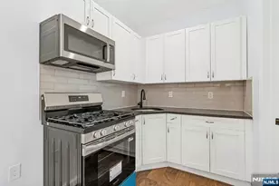 344 Danforth Ave #1, Jersey City, NJ 07305 - Photo 3