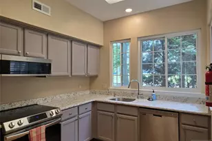 42 Birchwood Rd, Bedminster Township, NJ 07921 - Photo 9