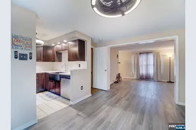 71 Ridge Street 3 #3, Orange, NJ 07050 - Photo 5