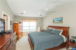 13 Mountainside Dr, Pompton Lakes, NJ 07442 - Photo 17