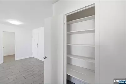 6040 Boulevard East 21J #21J, West New York, NJ 07093 - Photo 11