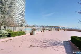 6040 Blvd East 21J, West New York, NJ 07093 - Photo 17