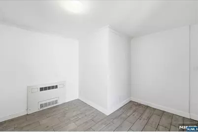 6040 Boulevard East 21J #21J, West New York, NJ 07093 - Photo 7