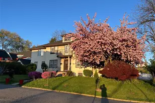 827 Pleasant View Terrace, Ridgefield, NJ 07657 - Photo 1
