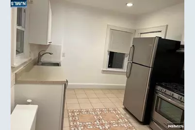 827 Pleasantview Terrace, Ridgefield, NJ 07657 - Photo 15
