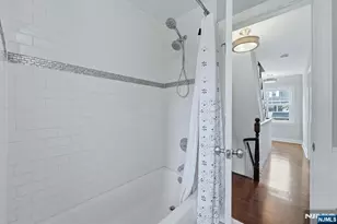 526 Clinton St, East Orange, NJ 07018 - Photo 13