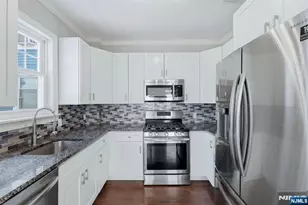 526 Clinton St, East Orange, NJ 07018 - Photo 5