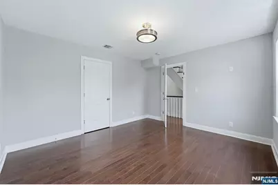 526 Clinton Street, East Orange, NJ 07018 - Photo 9
