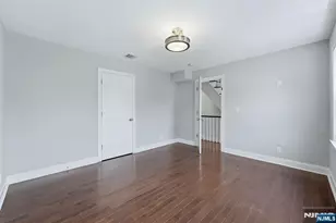 526 Clinton St, East Orange, NJ 07018 - Photo 9