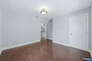 526 Clinton St, East Orange, NJ 07018 - Photo 11