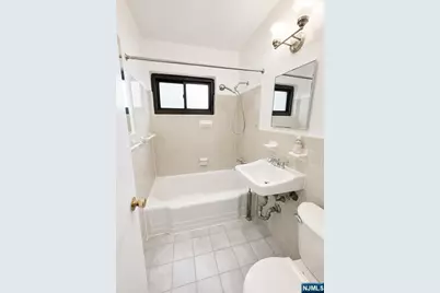 400 Fairview 3J #3J, Fort Lee, NJ 07024 - Photo 9
