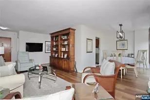 160 Overlook Ave 19D, Hackensack, NJ 07601 - Photo 13
