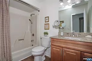 160 Overlook Ave 19D, Hackensack, NJ 07601 - Photo 31