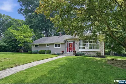 105 Winthrop Road, Hillsdale, NJ 07642 - Photo 3