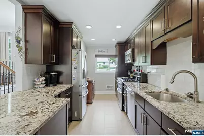 105 Winthrop Road, Hillsdale, NJ 07642 - Photo 13