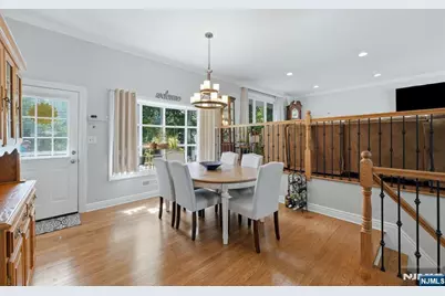 105 Winthrop Road, Hillsdale, NJ 07642 - Photo 9