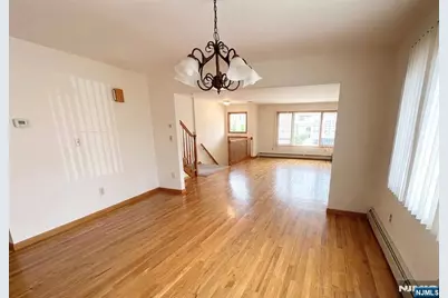236 Grant Avenue A #A, Cliffside Park, NJ 07010 - Photo 3