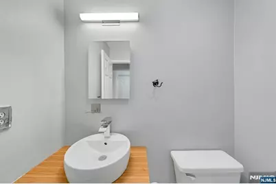 651 Riverside Avenue A-10 #A-10, Lyndhurst Township, NJ 07071 - Photo 19