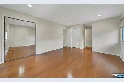 651 Riverside Avenue A-10 #A-10, Lyndhurst Township, NJ 07071 - Photo 17