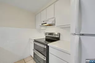 651 Riverside Ave A-10, Lyndhurst Township, NJ 07071 - Photo 15