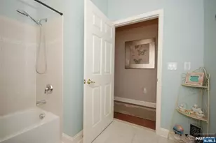 4 Quarry Dr B3, Woodland Park, NJ 07424 - Photo 21