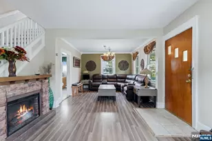 12 Columbus Ave, Little Ferry, NJ 07643 - Photo 5
