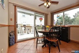 7 Lafayette Pl, Waldwick, NJ 07463 - Photo 9