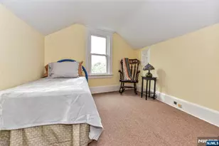 7 Lafayette Pl, Waldwick, NJ 07463 - Photo 19