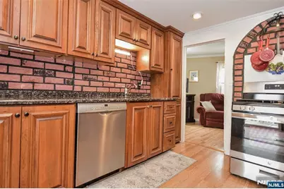 7 Lafayette Place, Waldwick, NJ 07463 - Photo 7