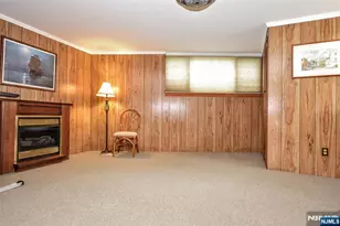 7 Lafayette Pl, Waldwick, NJ 07463 - Photo 23