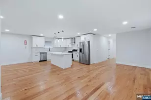 219 S Burnett St, East Orange, NJ 07018 - Photo 11